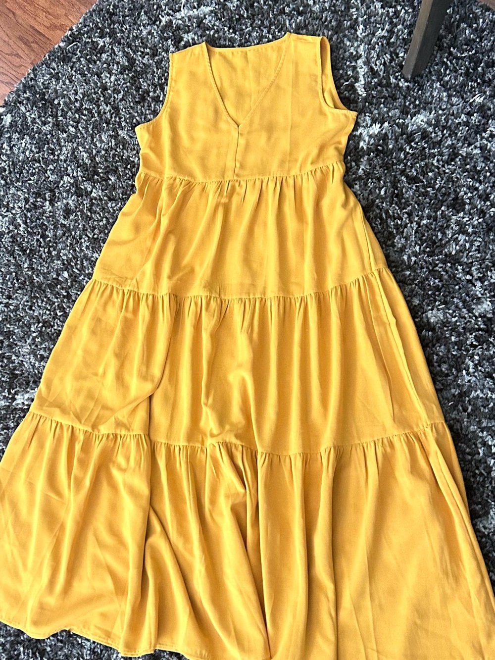 Dress - Picture 5 of 7